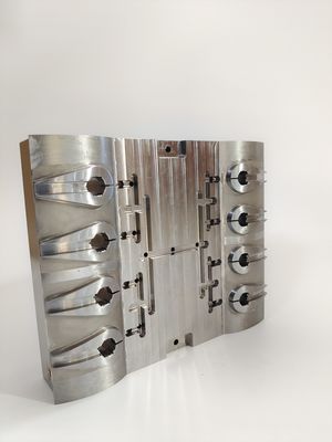 कठोर स्टील कोर प्लेट्स (P20/H13/S136)