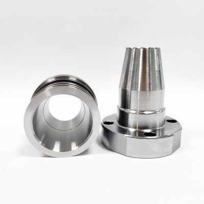 संक्षारण प्रतिरोधी कोर सम्मिलित करता है