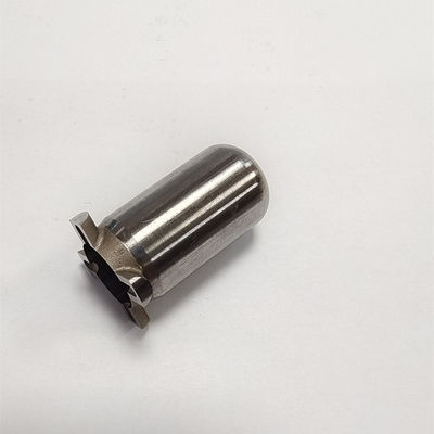 बोतल के ढक्कन के लिए Stavax मोल्ड सम्मिलित करता है