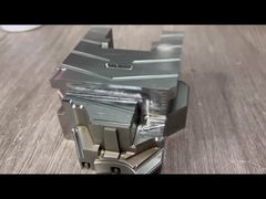 उच्च परिशुद्धता कस्टम मोल्ड H13 / 1.2344 / Dievar स्टील में सम्मिलित करता है